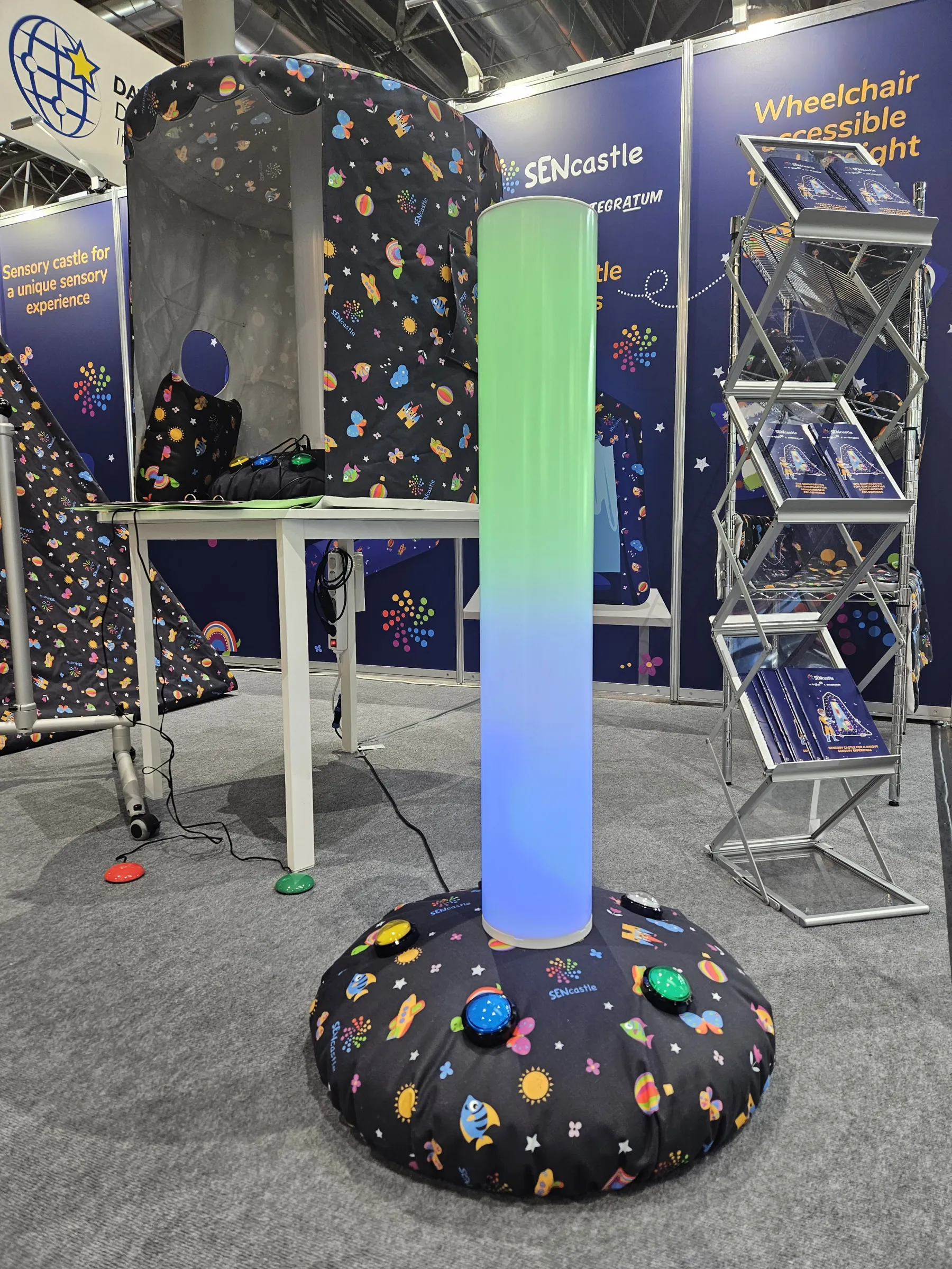 SENcastle Light delivers high-quality visual and auditory stimulation within minutes.
