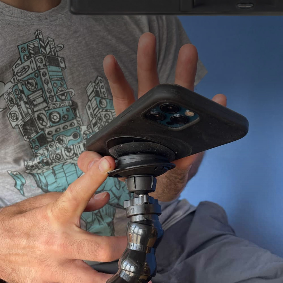 ATS_Featured_Images_New-May-Mobile_Holder-1.jpg